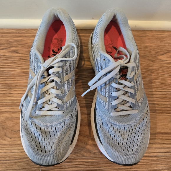 New Balance 860 v9 Running Shoes - Picture 3 of 8